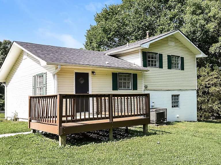5114 Meadows Dr — Photo 18