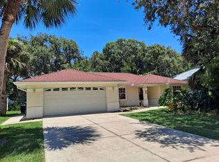806 E 8th Ave, New Smyrna Beach, FL 32169