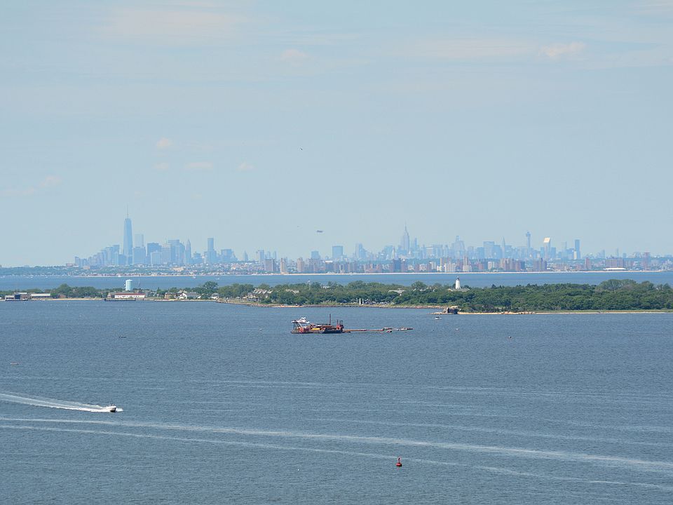 2nd image of 348 Ocean Blvd