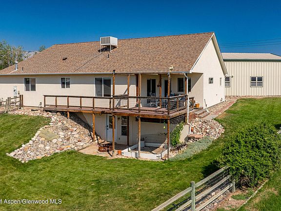 4th image of 1552 Graham Ct