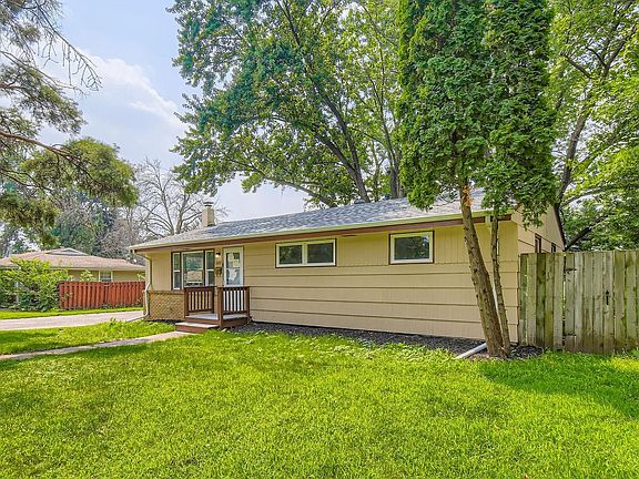 2nd image of 6807 Quail Ave N