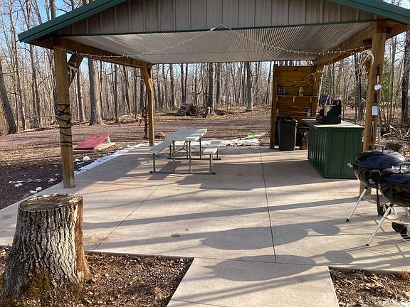 2nd image of 81651 Toby Ln