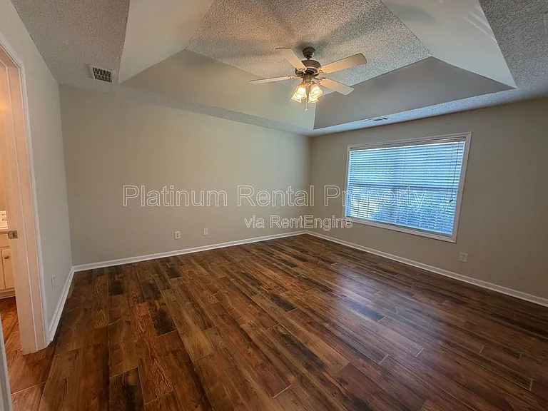 105 Platte St — Photo 15