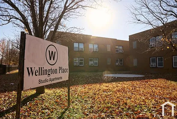 2347 N Wellington Pl #14 — Photo 9