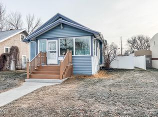 710 3rd Ave E, Williston, ND 58801