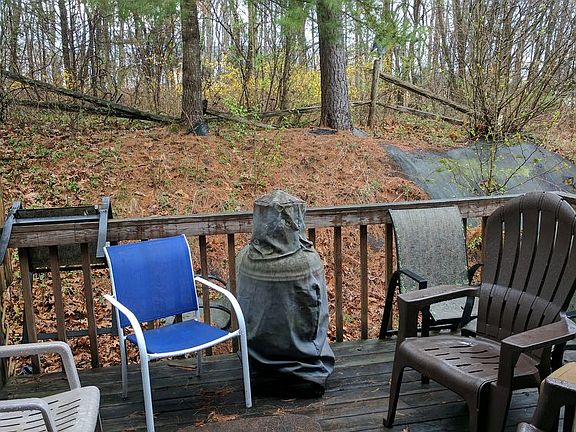 3rd image of 1028 Sherwood Ct