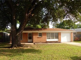 741 Ruth Ln, Hurst, TX 76053