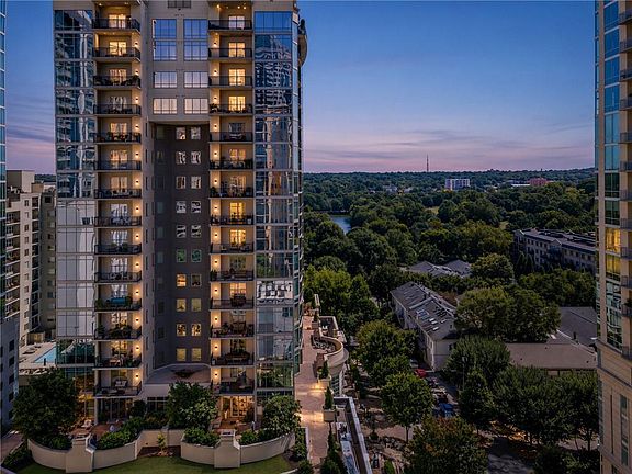 5th image of 222 12th St NE Unit 1503