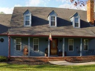 5400 Krag Rd, Chester, VA 23831