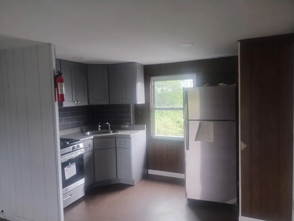 12 Delaware Ave #238