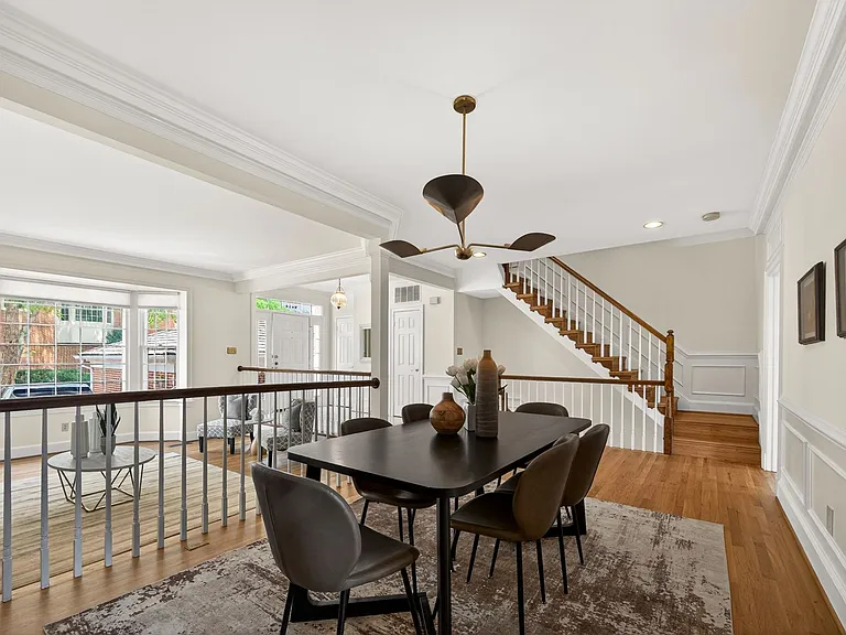 8016 Quarry Ridge Way — Photo 10