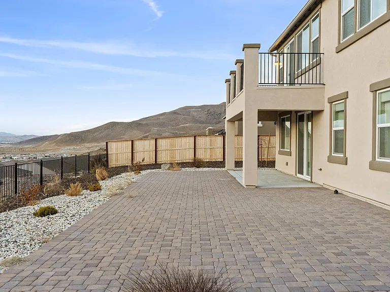 Yard view facing north