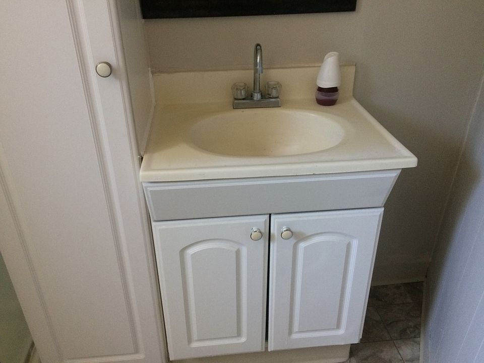1st image of 8820 Highland Ave SW #B