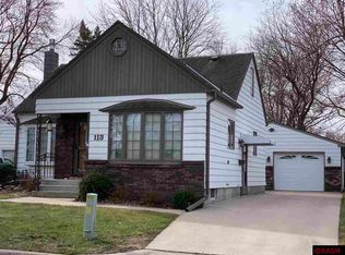 113 Belleview Ave, Mankato, MN 56001