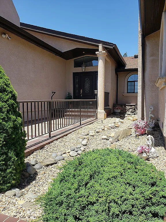 5128 Jensen Rd photo 1