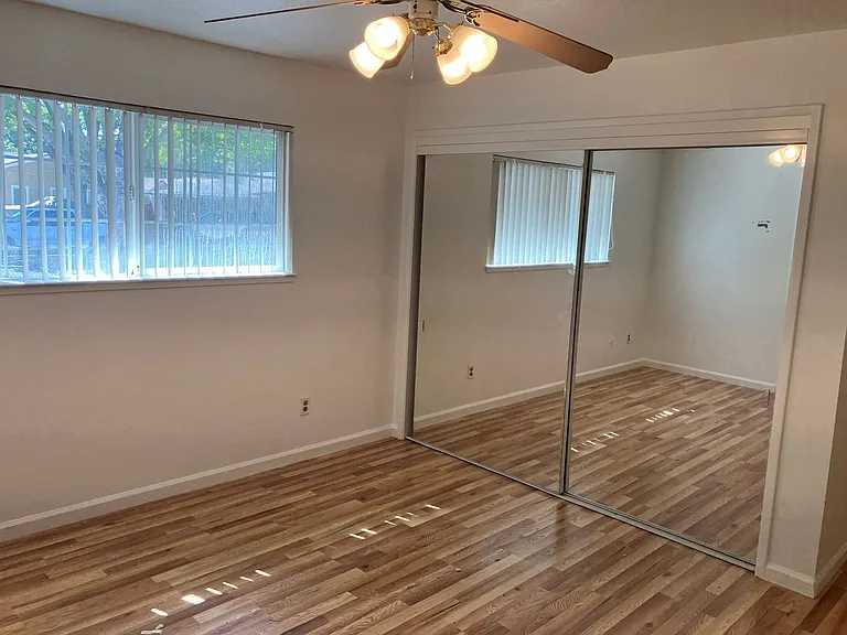1704 Ellison Dr — Photo 7