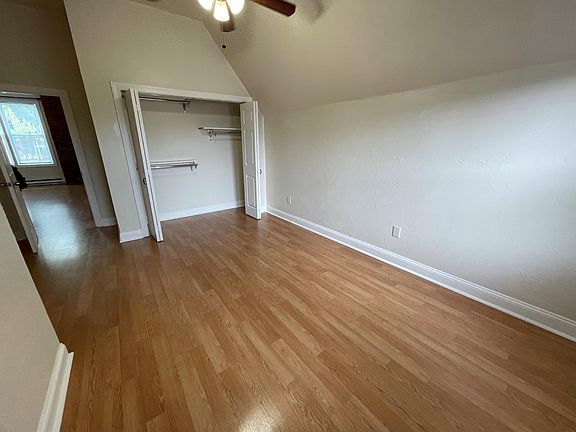 5th image of 5401 Stanton Ave #7