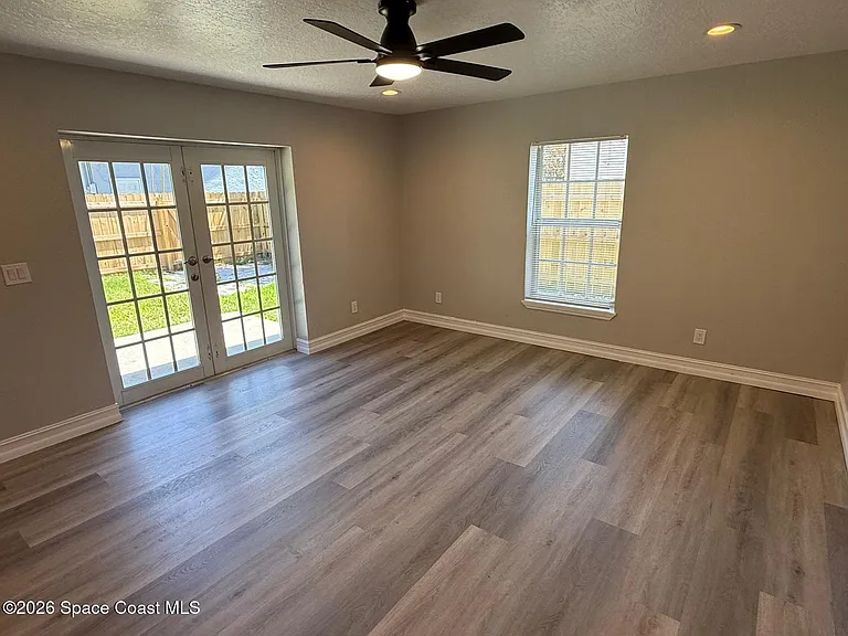 2839 Colbert Cir — Photo 10