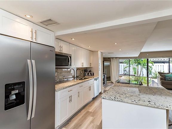 5th image of 8040 NW 28th St #8040