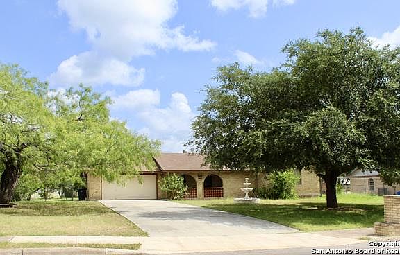 2nd image of 1613 W Mally Blvd