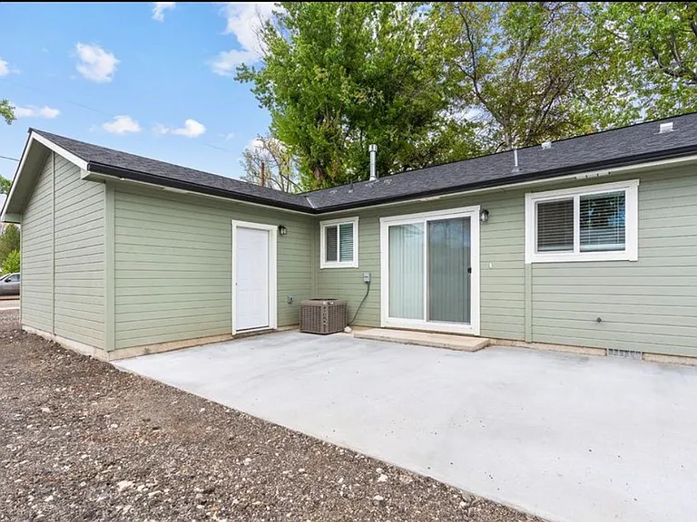 819 W Galloway Ave — Photo 7
