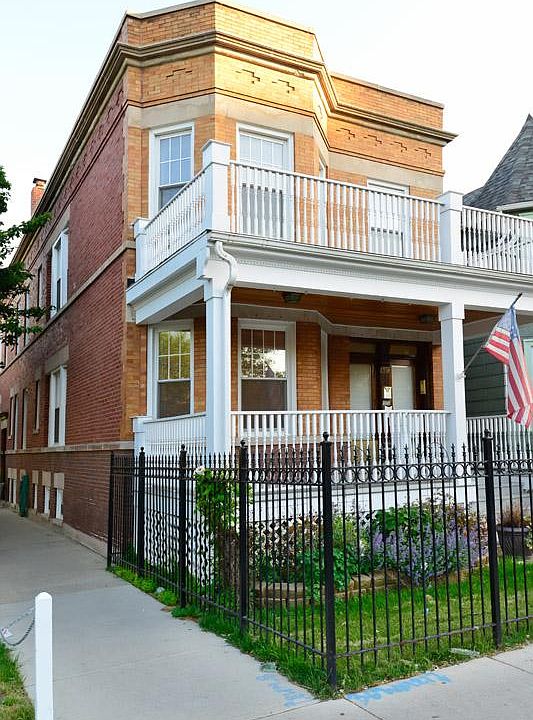 1st image of 2519 W Montrose Ave #1