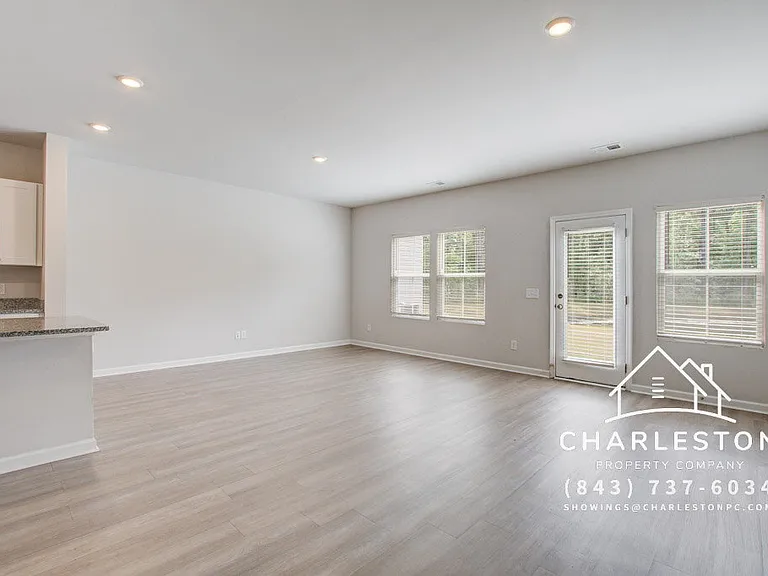 4105 Quincy Adams Ln — Photo 16