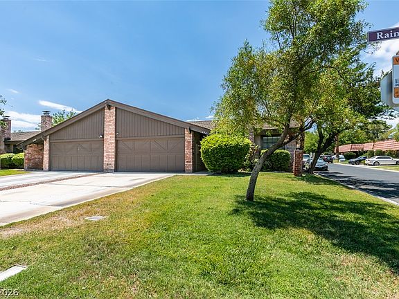 2nd image of 604 Raintree Ln