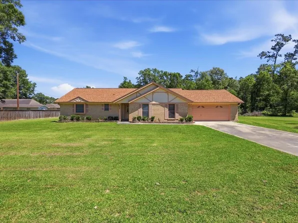 8600 Friartuck Dr, Orange, TX 77632