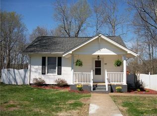 37 Stowe St, Lowell, NC 28098
