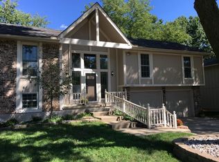 12822 W 57th Ter, Shawnee, KS 66216