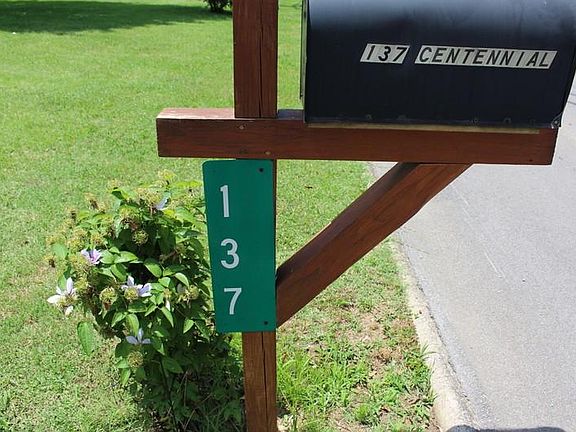 4th image of 137 Centennial Dr