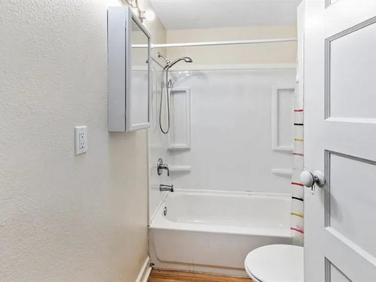 Full bathroom off the hallway.