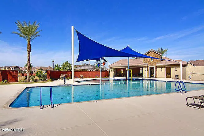 4511 E Jones St — Photo 24