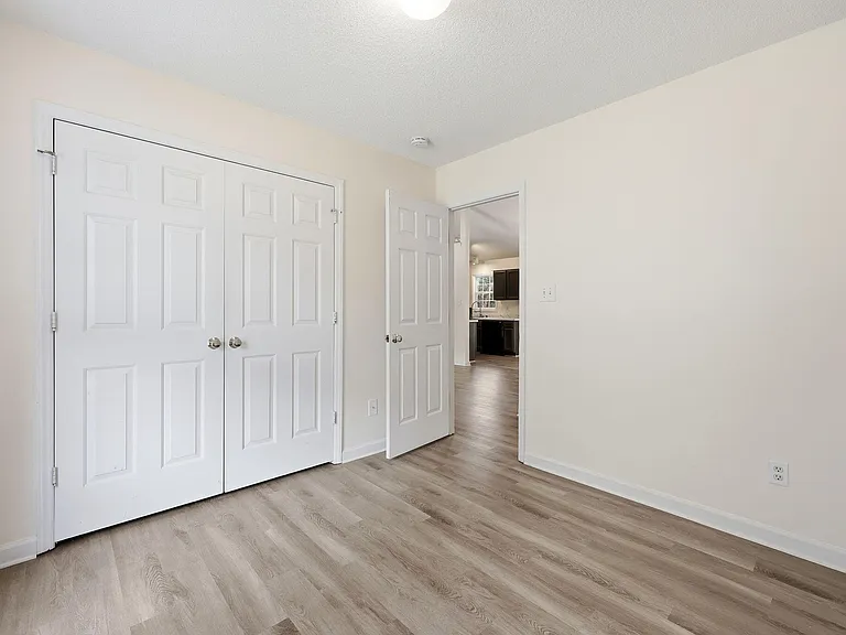 1057 Mailwood Dr — Photo 16