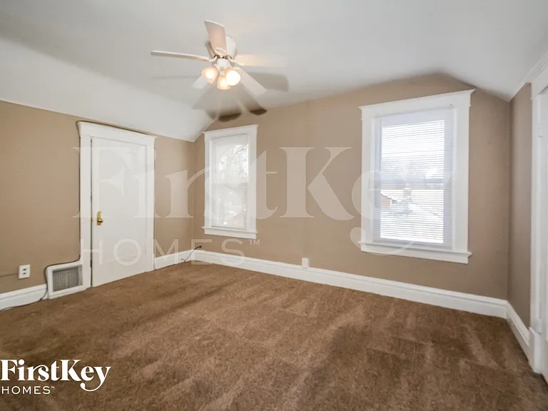 1455 S New Florissant Rd — Photo 9