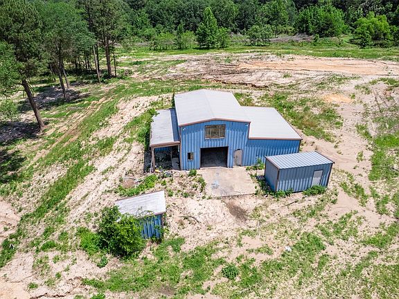 3rd image of 7703 Fm 21 Rd