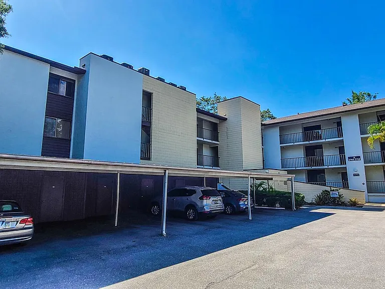 2749 Orchid Oaks Dr #302A — Photo 23