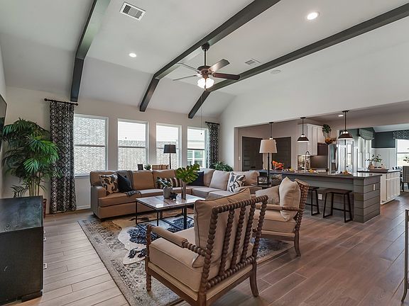 Great room with vaulted ceilings