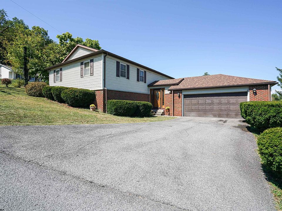 1st image of 1801 Dogwood Dr
