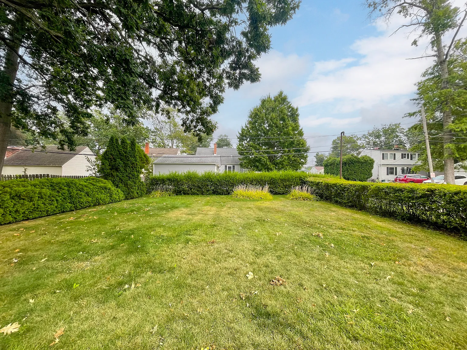 4 bed, 1200 sqft, $2,495 — Photo 3
