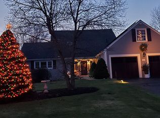 26 Indian Meadow Dr, Northborough, MA 01532