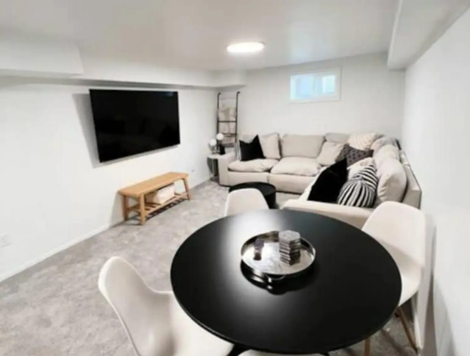 3 bed, 2.0 bath, 1506 sqft, $3,342 — Photo 1