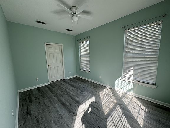 5th image of 1888 Carnation St