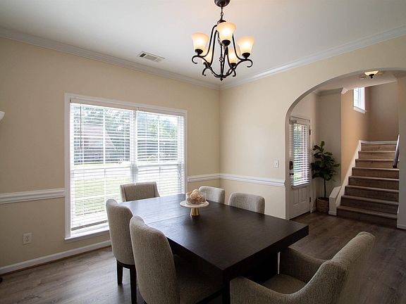 5th image of 8077 Lizmore Ln