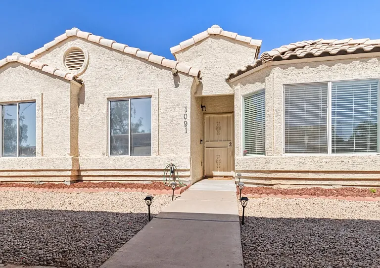 8520 W Palm Ln — Photo 3