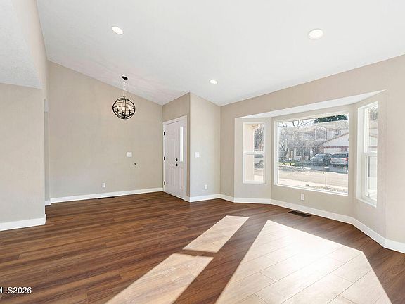 3rd image of 4804 Pinesprings Dr