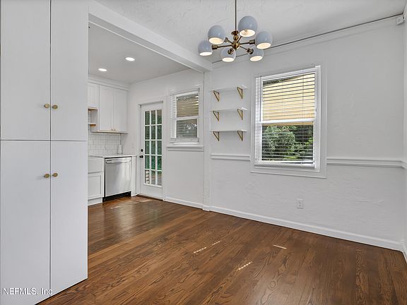 4th image of 1141 HAMILTON Street