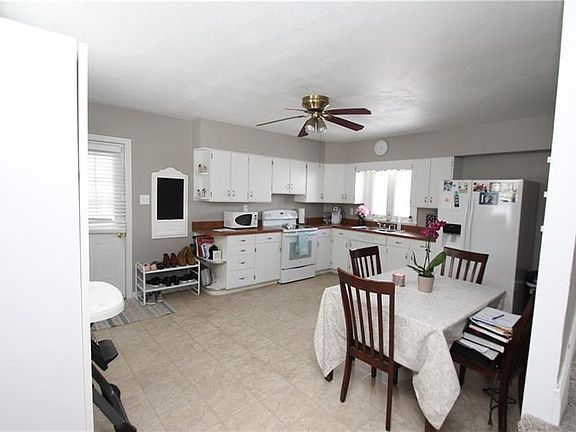 5th image of 632 King St
