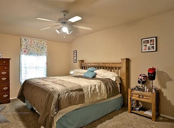 5th image of 1048 Ross Dr